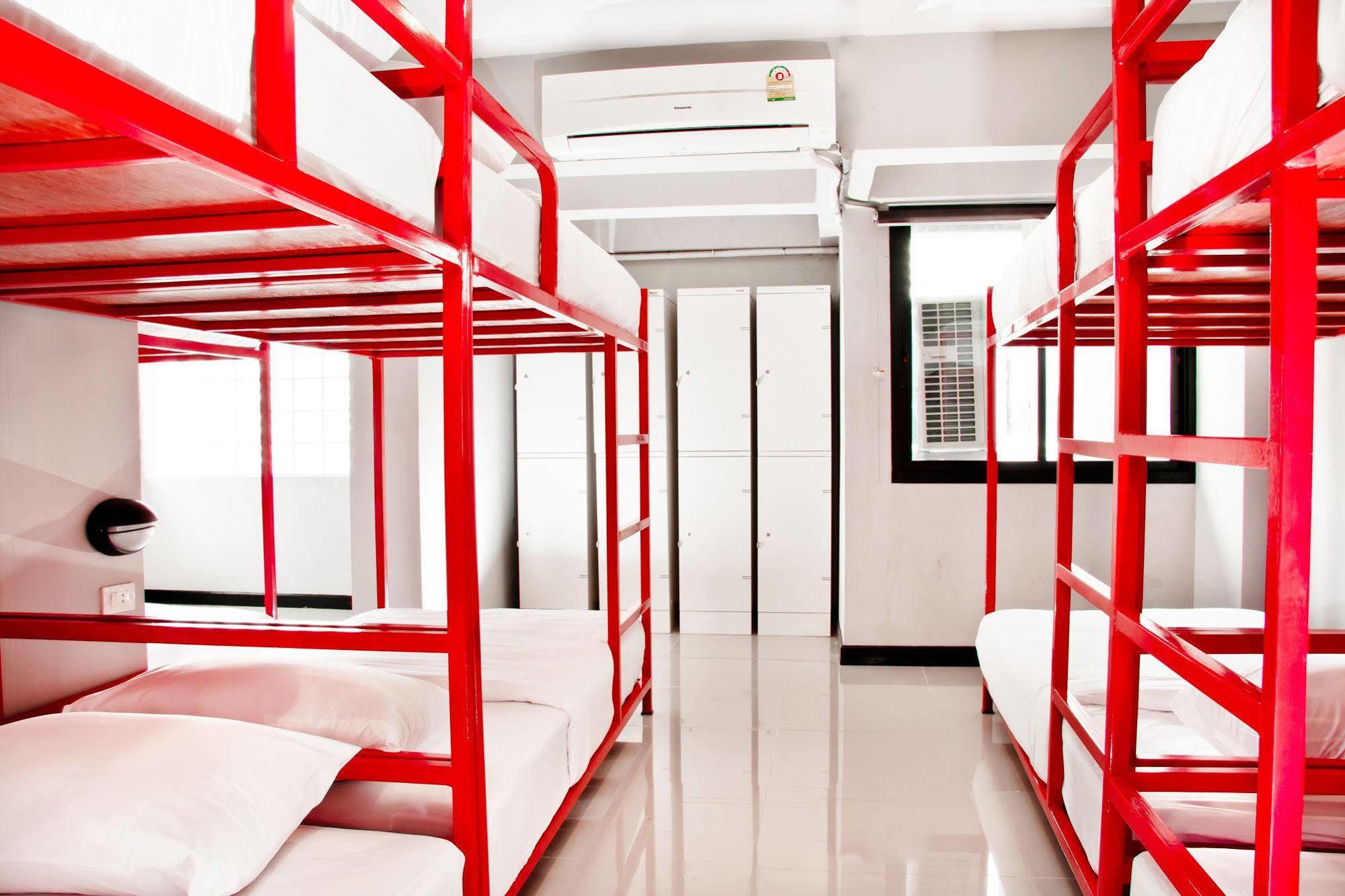So Hostel Chiang Mai Exterior photo